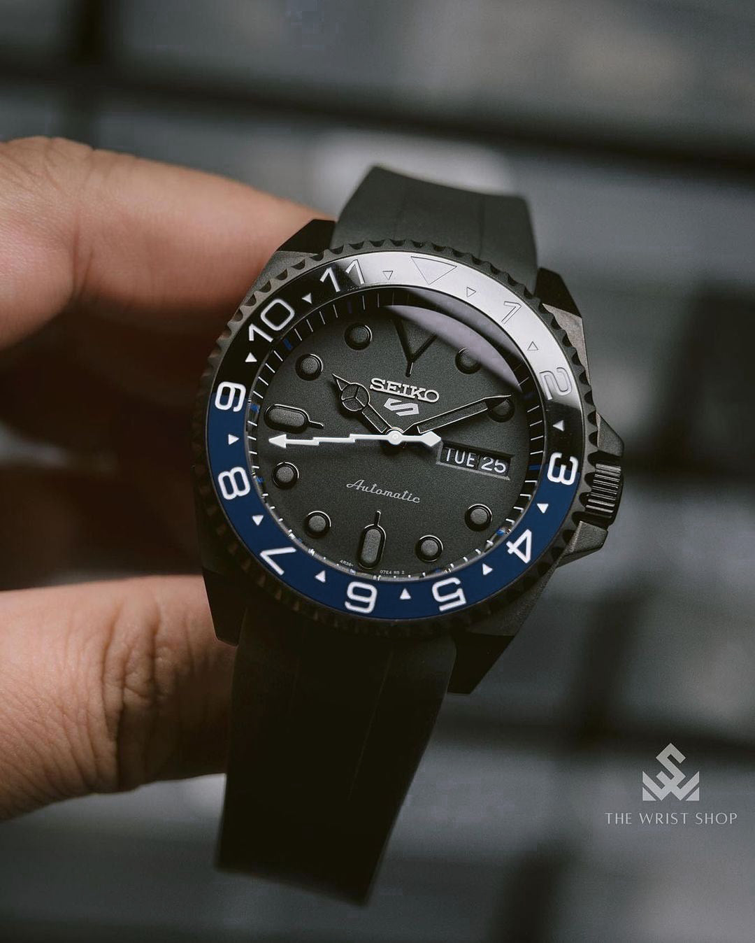 Distort オクタ snap キルト/ 帝人 Octa®cpcp Ⅳ2 Ceramic Insert - 007 Dual Time Dark Knight - DLW WATCHES