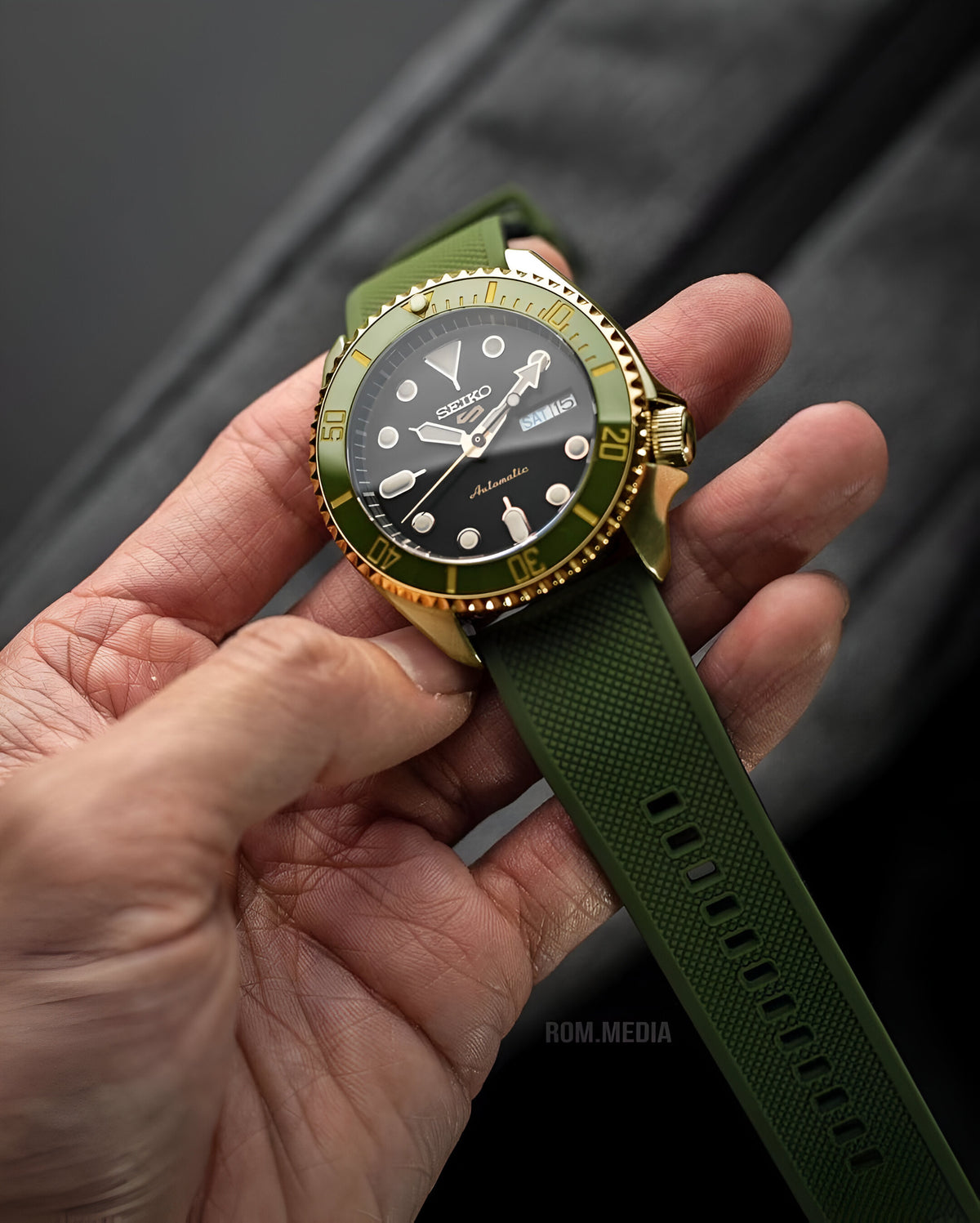 Ceramic Insert - 007 Sub Green X Gold