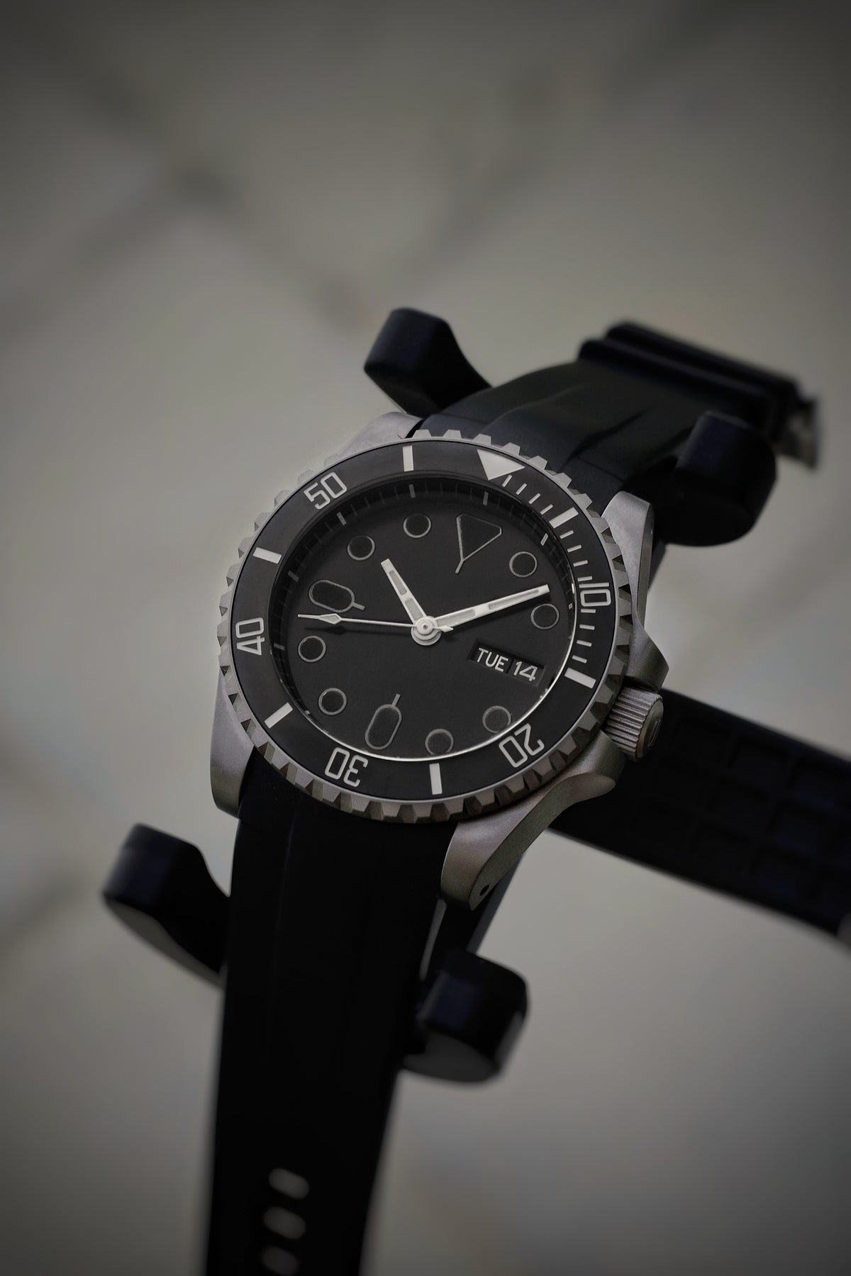 Dial - 5KX - Stealth Sterile - Day Date