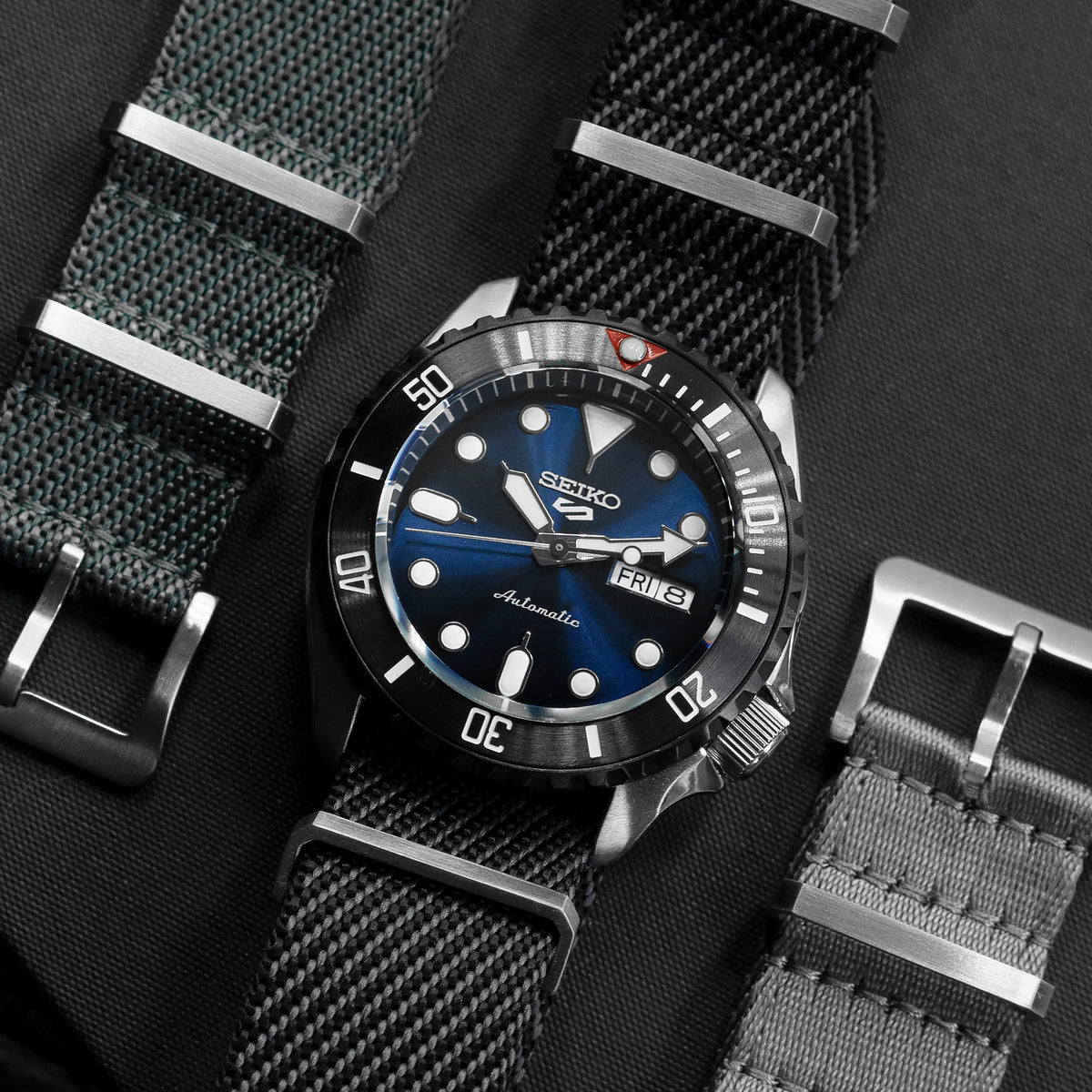 Steel Insert - 007 Sub - Brushed Gun Metal Red T