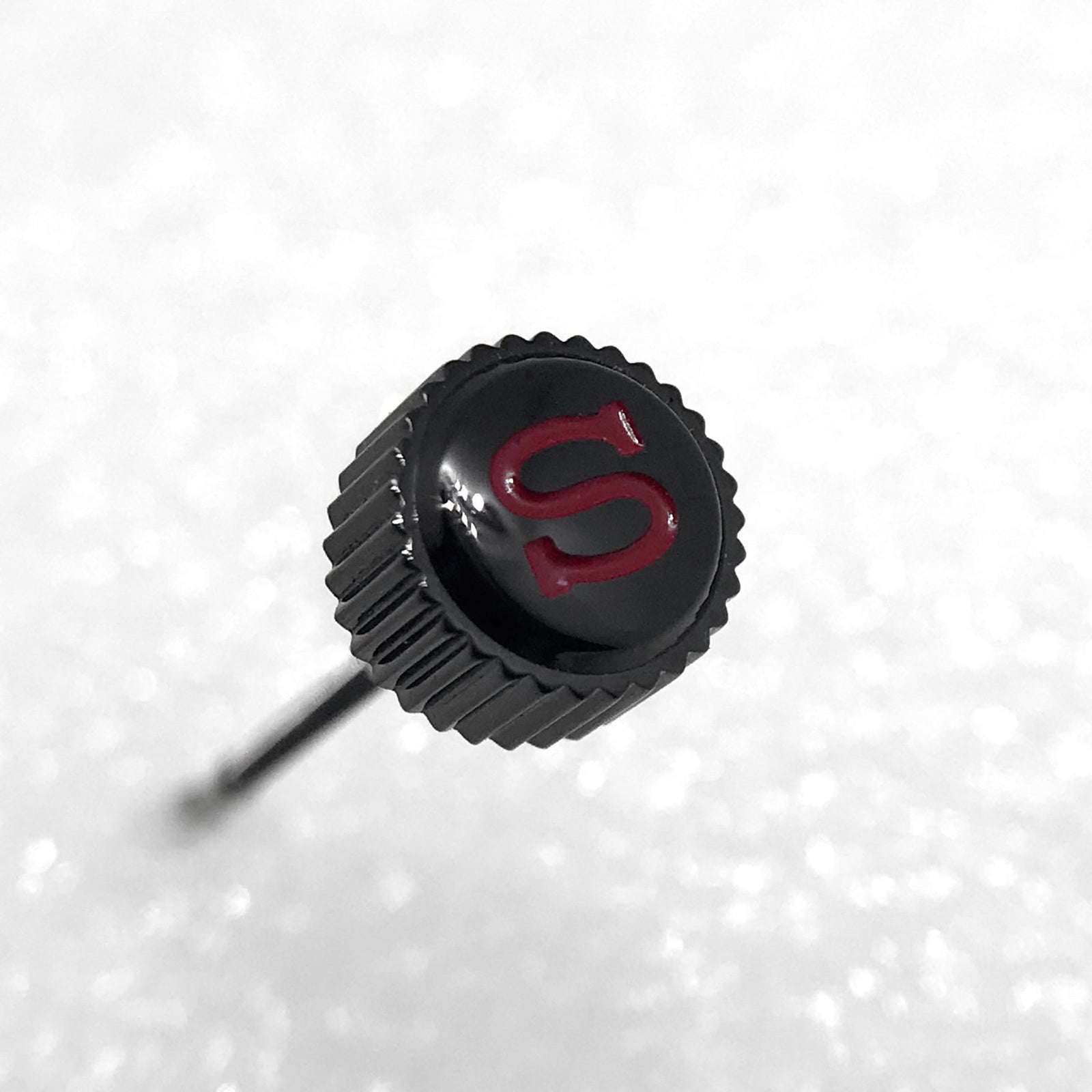 Crown - SKX007 - Polished PVD Black - Red "S"