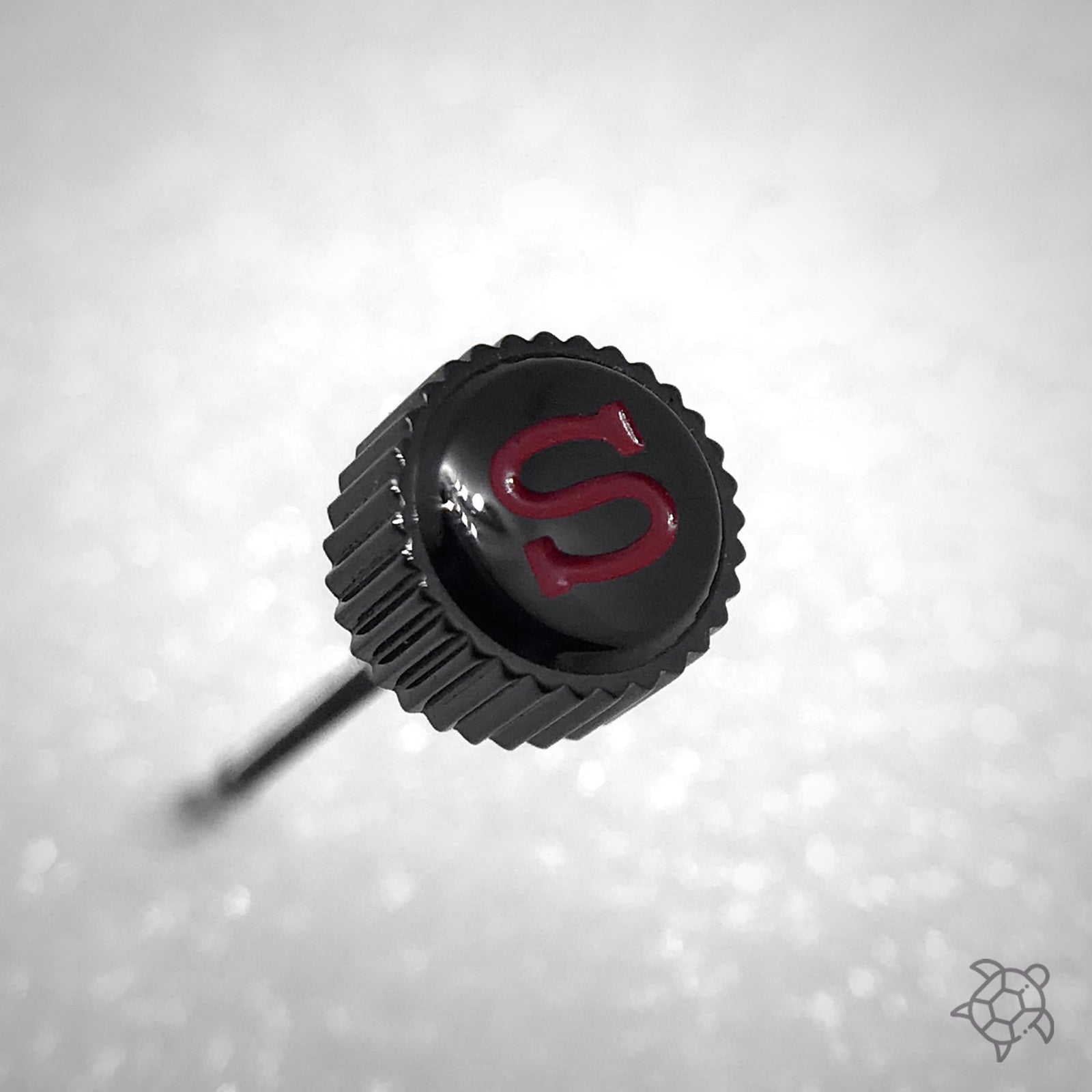 Crown - SRP Turtle - Polished PVD Black - Red "S"