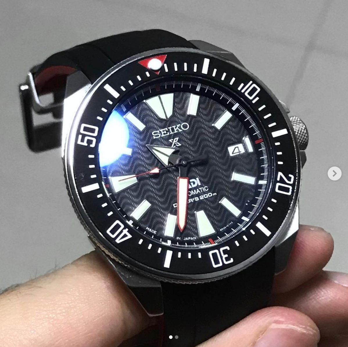 Ceramic Insert - Samurai Red T Black - DLW WATCHES Ceramic Insert - Samurai Red T Black - DLW WATCHES