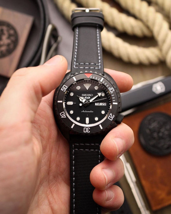 SEIKO CROWN 57-3990 デッドストック級‼️高級時計ケース付き‼️ Crown - SKX007 & SKX009 - DLW WATCHES