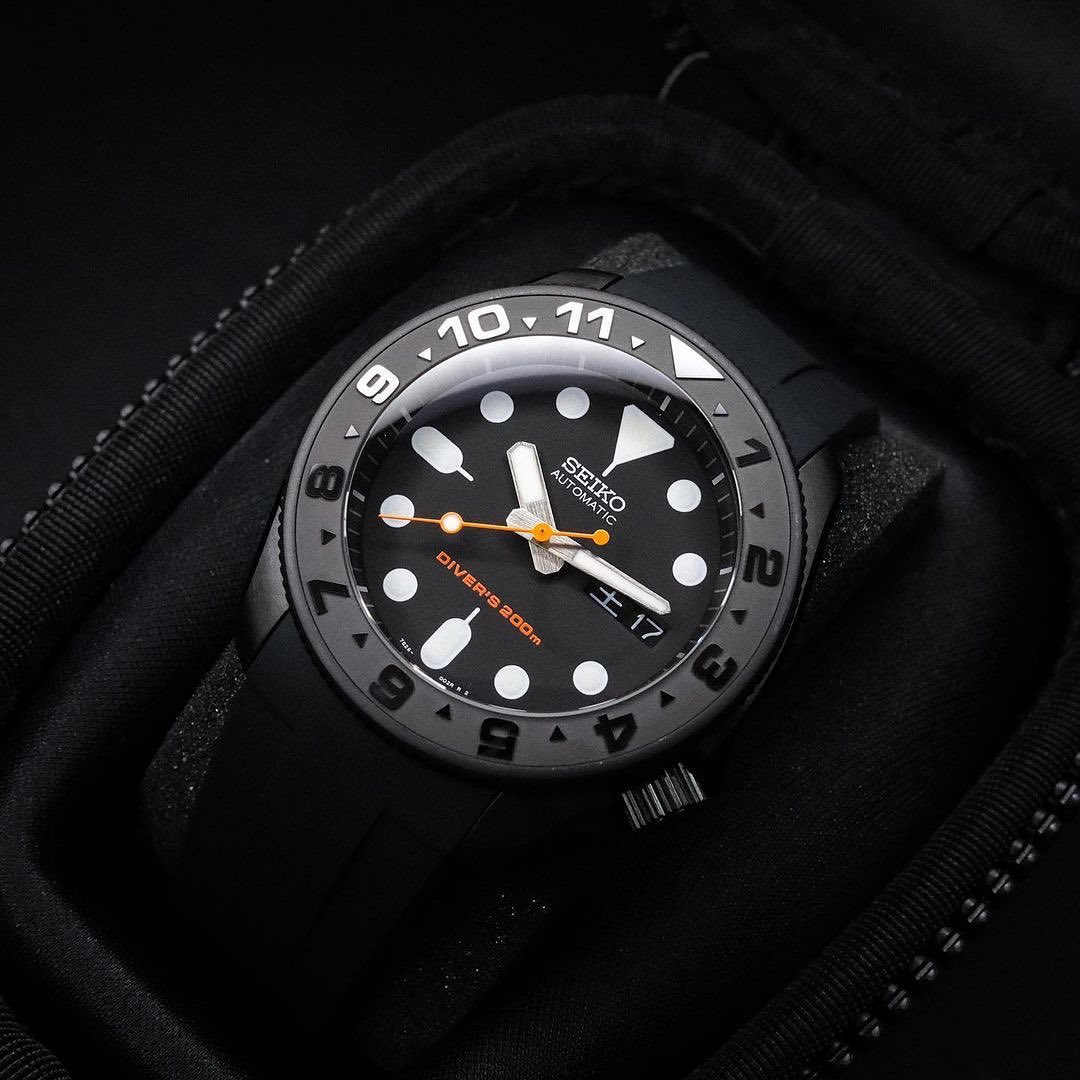 Sapphire Double Dome - No Bevel Edge - SKX007/SRPD
