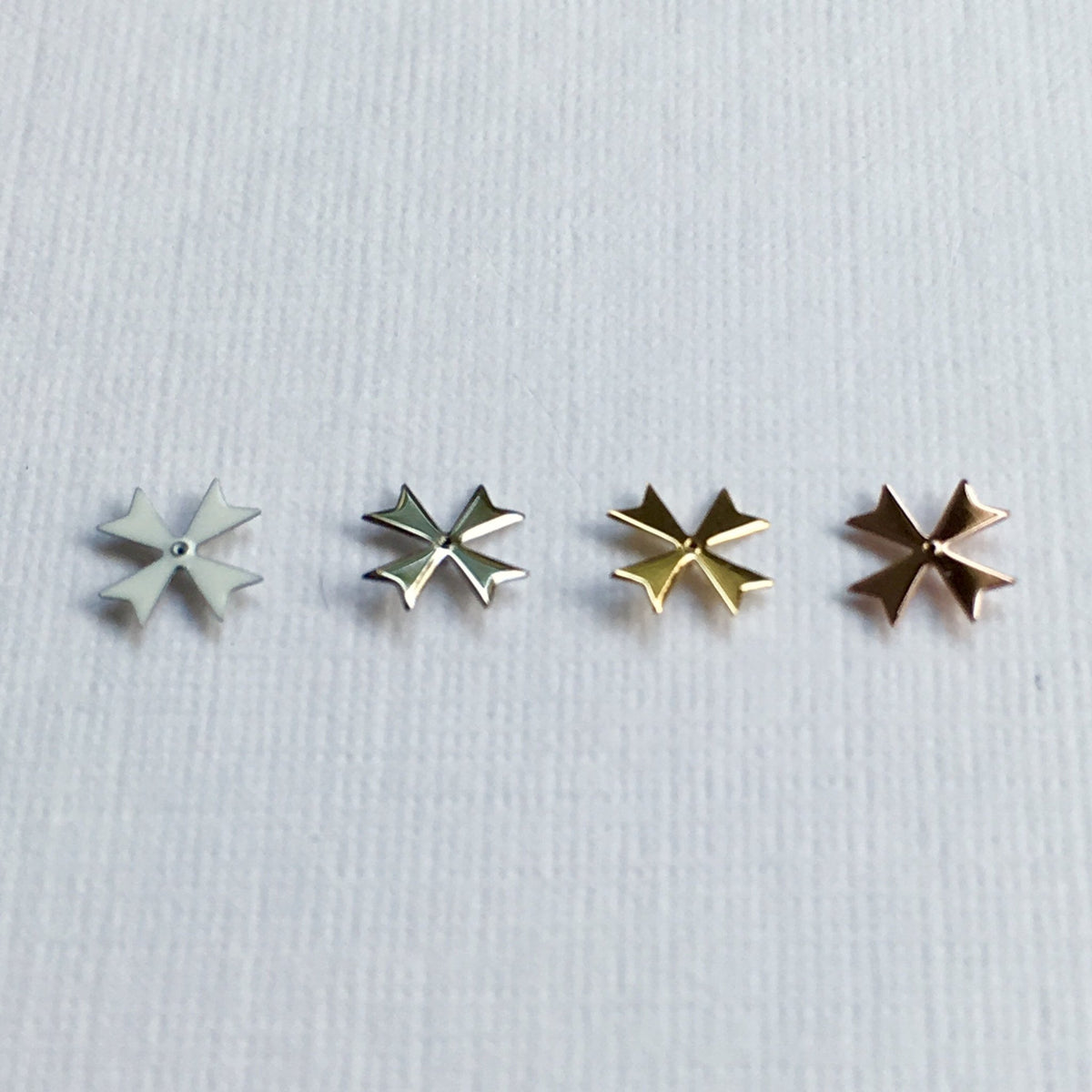 Hands - Clover Second Hands